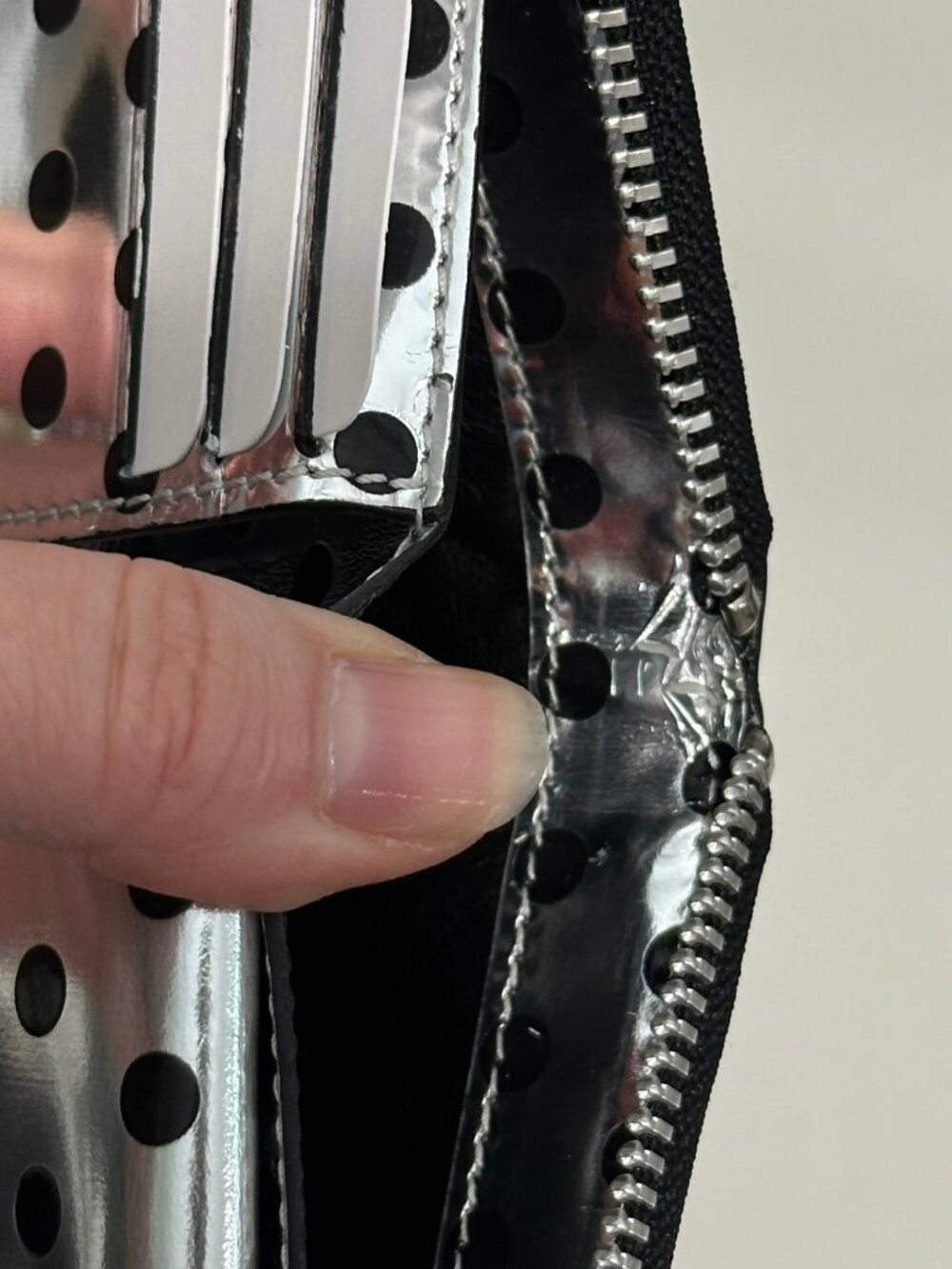 RARE Comme des Garçons Medium Classic Wallet Optical Group Dot Silver - Picture 7 of 7